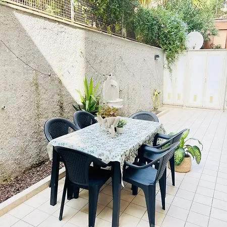 Holiday Homes Rome - Green Apartment S Camillo - Near Trastevere Exterior foto
