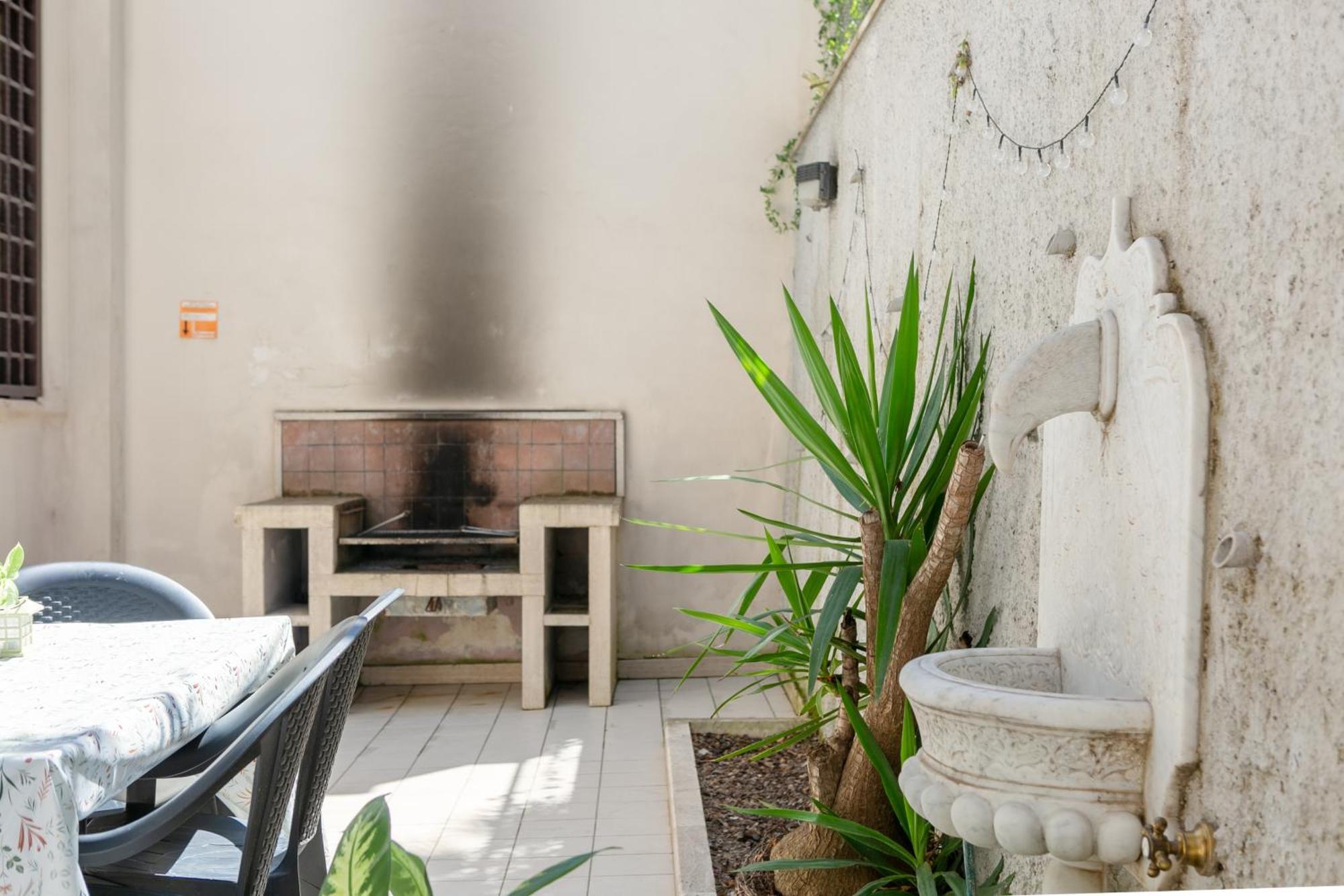 Homes - S Camillo - Near Trastevere Apartment *